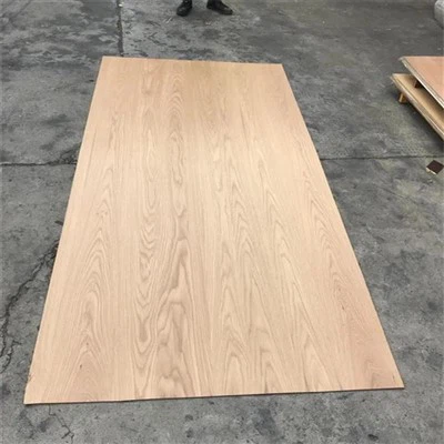 কঠিন কাঠ প্রাচীর প্যানেলিং